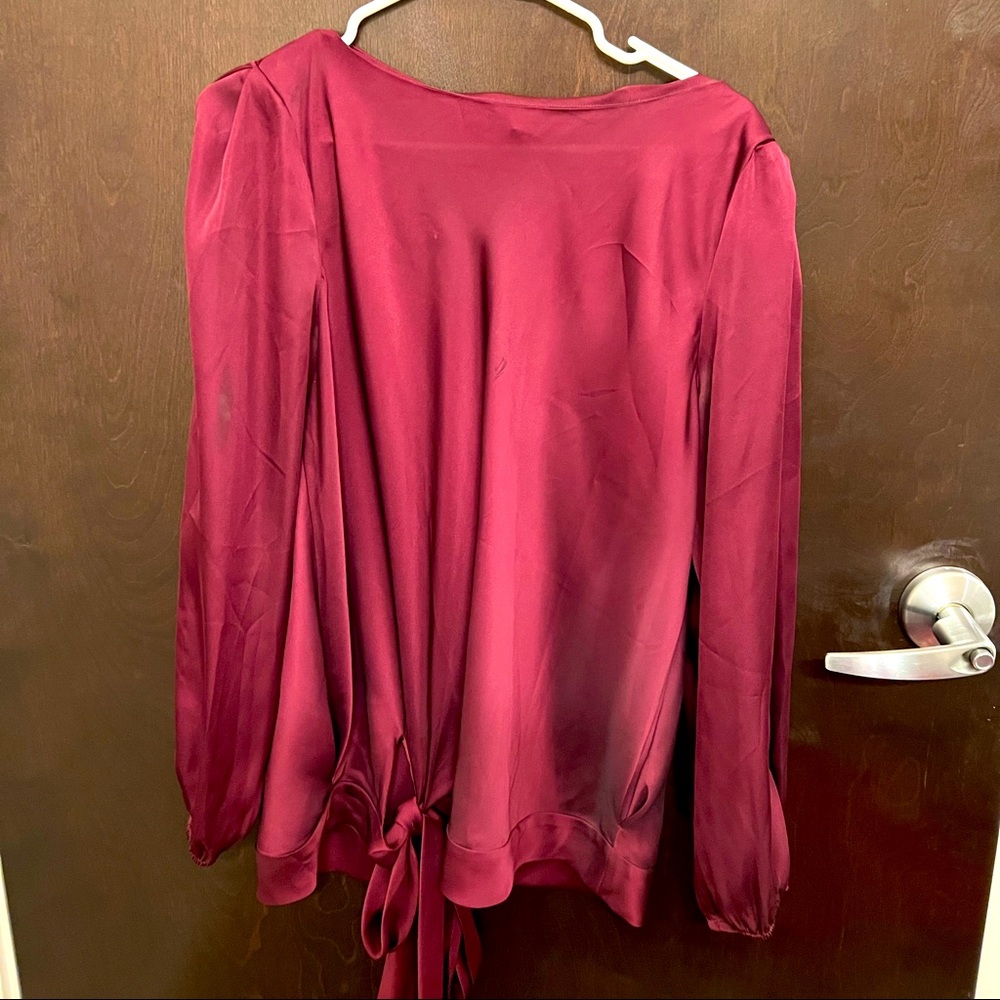 RALPH LAUREN  BURGUNDY SILK BLOUSE- L